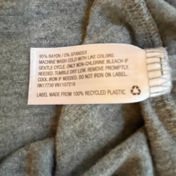 A New Day Light Gray V-neck Henley long sleeve tee w/roll up tabs - Picture 11 of 15